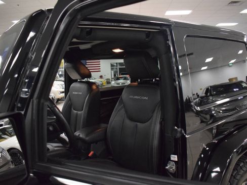 Used 2017 Jeep Wrangler Rubicon AWD/4WD image 22