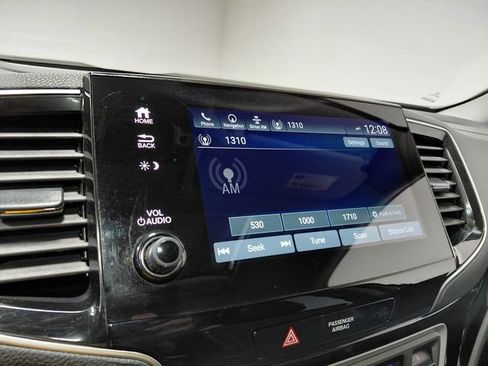 Used 2020 Honda Pilot Elite image 40