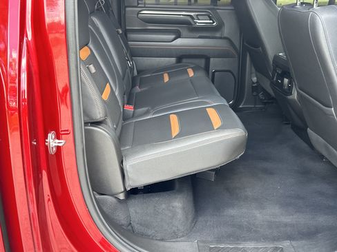 Used 2024 GMC Sierra 2500 AT4 w/ Technology Package image 15