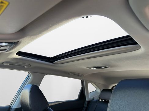 Used 2021 Kia Seltos EX image 30