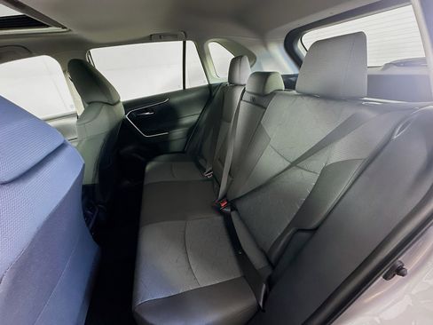 Used 2025 Toyota RAV4 XLE w/ Convenience Package image 27