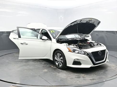 Used 2021 Nissan Altima 2.5 S image 35