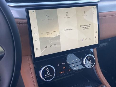 New 2025 Jaguar F-PACE R-Dynamic S image 21