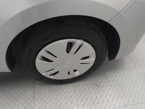 Used 2021 Mitsubishi Mirage LE image 31