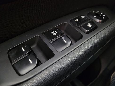 Used 2016 Kia Soul image 27