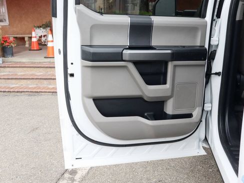 Used 2019 Ford F350 XLT AWD/4WD image 30