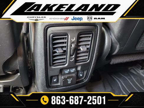 Used 2023 Dodge Durango R/T AWD/4WD image 14