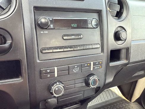 Used 2014 Ford F150 XL w/ Trailer Tow Package image 25