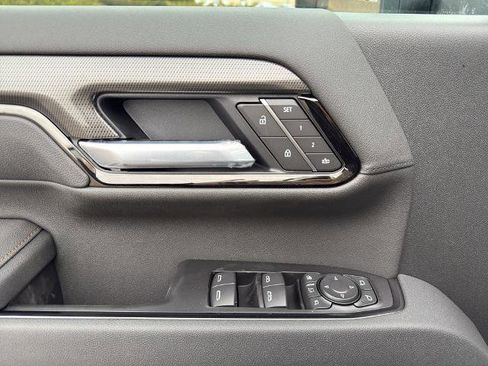 New 2026 GMC Sierra 3500 AT4 w/ AT4 Premium Plus Package image 19