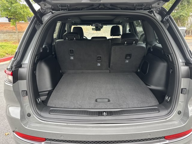 New 2027 Jeep Grand Cherokee Limited AWD/4WD image 16