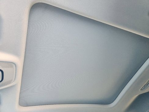 Used 2022 Audi Q8 Premium Plus image 25