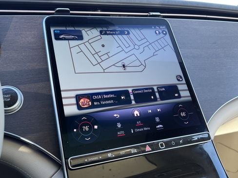 Used 2022 Mercedes-Benz EQS 450+ Sedan image 24