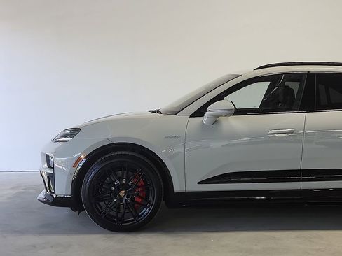 New 2026 Porsche Macan GTS Electric AWD/4WD image 6