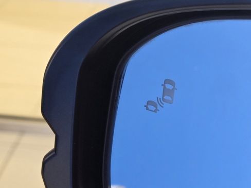 Certified 2023 Honda CR-V EX image 30