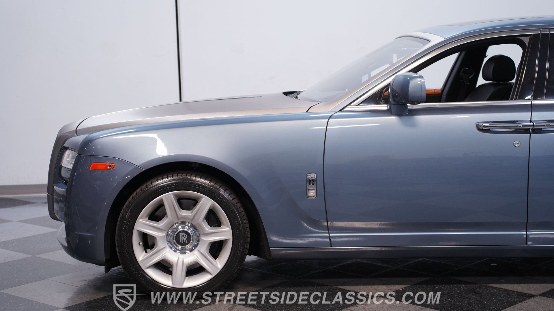 Used 2010 Rolls-Royce Ghost RWD image 20
