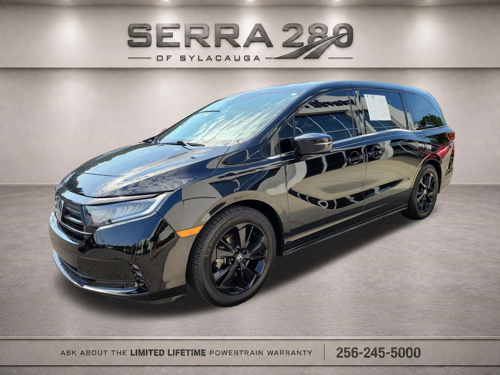 Used 2023 Honda Odyssey Sport image 3