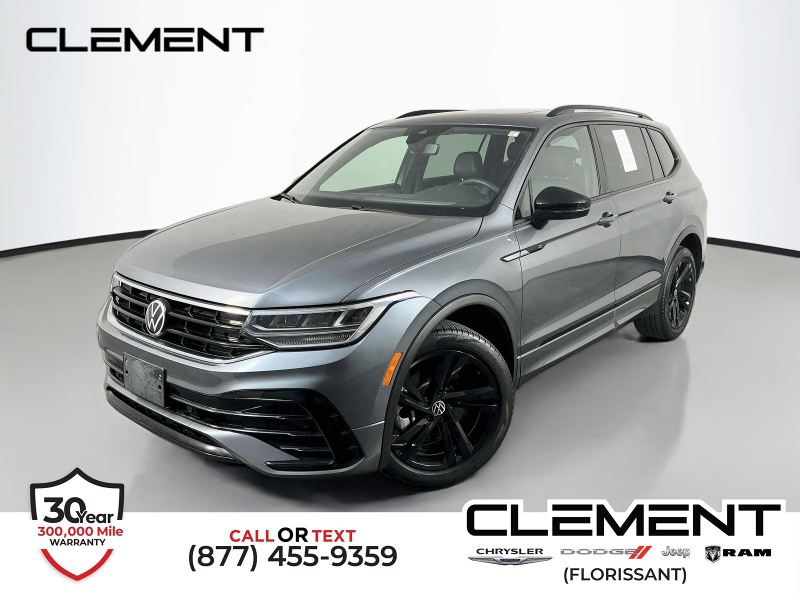 Used 2024 Volkswagen Tiguan SE R-Line FWD image 1