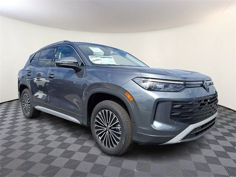 New 2025 Volkswagen Tiguan S image 1