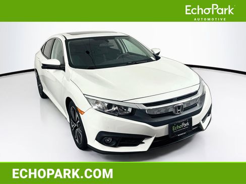 Used 2018 Honda Civic EX-T image 1