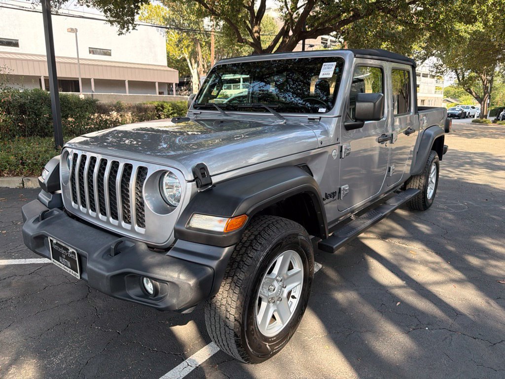 Used 2020 Jeep Gladiator Sport w/ Quick Order Package 24S AWD/4WD image 3