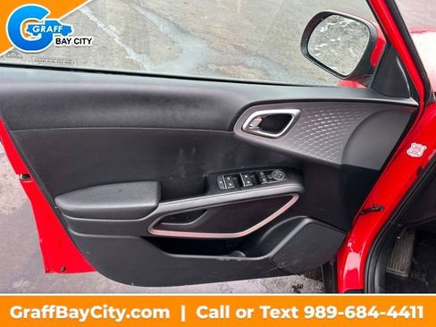 Used 2024 Kia Soul LX w/ Option Group 015 image 10