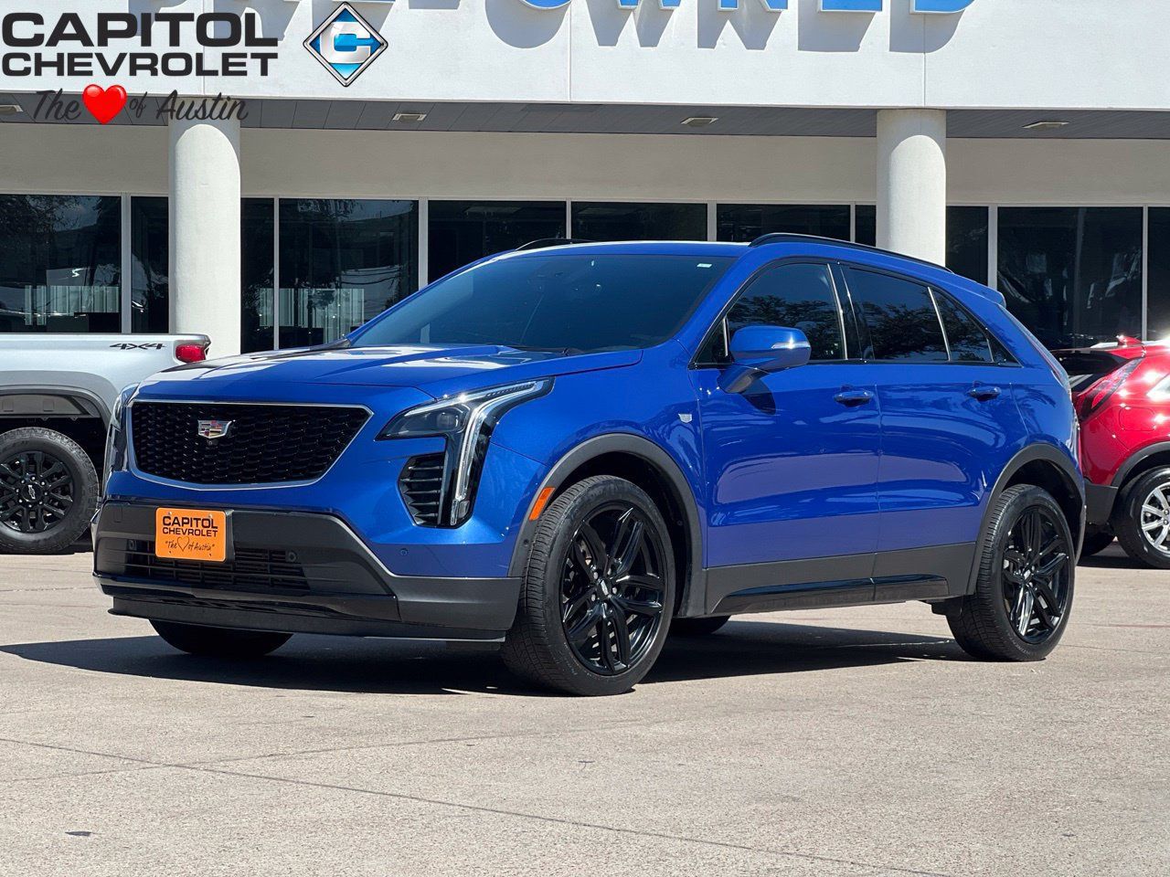 Used 2022 Cadillac XT4 Sport w/ Enhanced Visibility Package FWD image 1