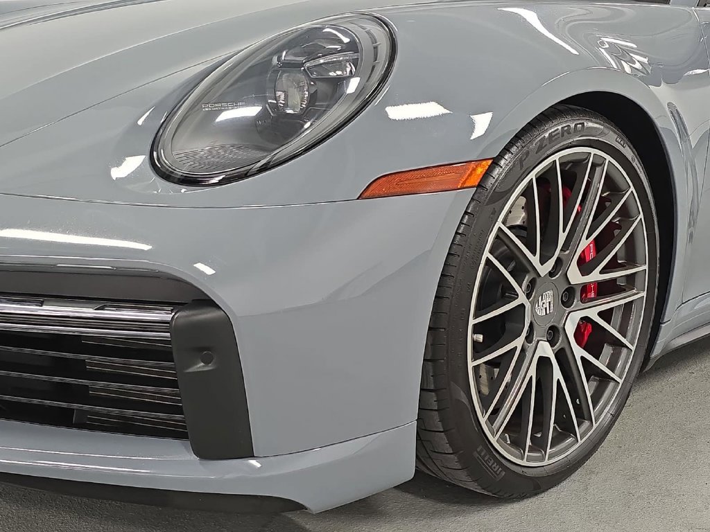 Certified 2024 Porsche 911 Turbo AWD/4WD image 11