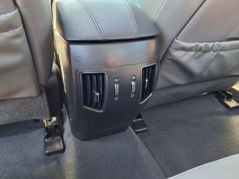 Used 2013 Hyundai Sonata Limited w/ Premium Pkg image 21