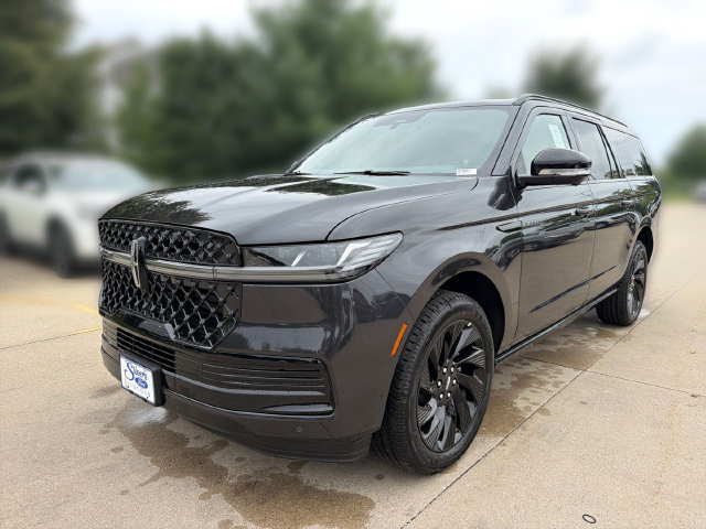 New 2027 Lincoln Navigator L Reserve w/ Jet Appearance Package AWD/4WD image 10