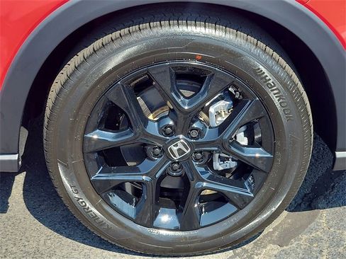 Used 2025 Honda HR-V Sport image 8