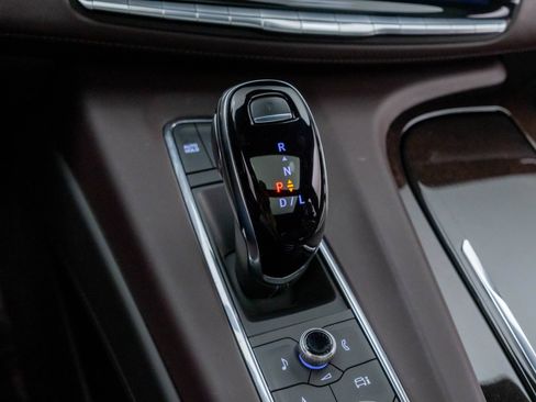 Certified 2024 Cadillac Escalade Premium Luxury Platinum w/ LPO, Floor Liner Package AWD/4WD image 26