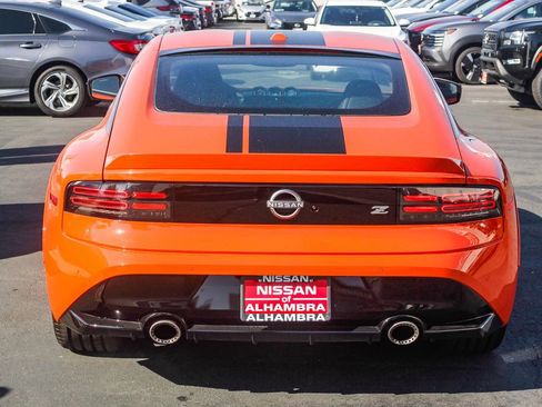 New 2024 Nissan Z Performance w/ Heritage Edition image 8