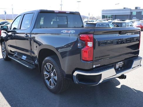 Used 2023 Chevrolet Silverado 1500 LT w/ Convenience Package II image 5