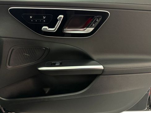 Used 2023 Mercedes-Benz C 300 Sedan image 23