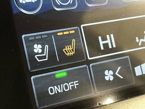 Used 2025 Subaru Outback Touring image 25