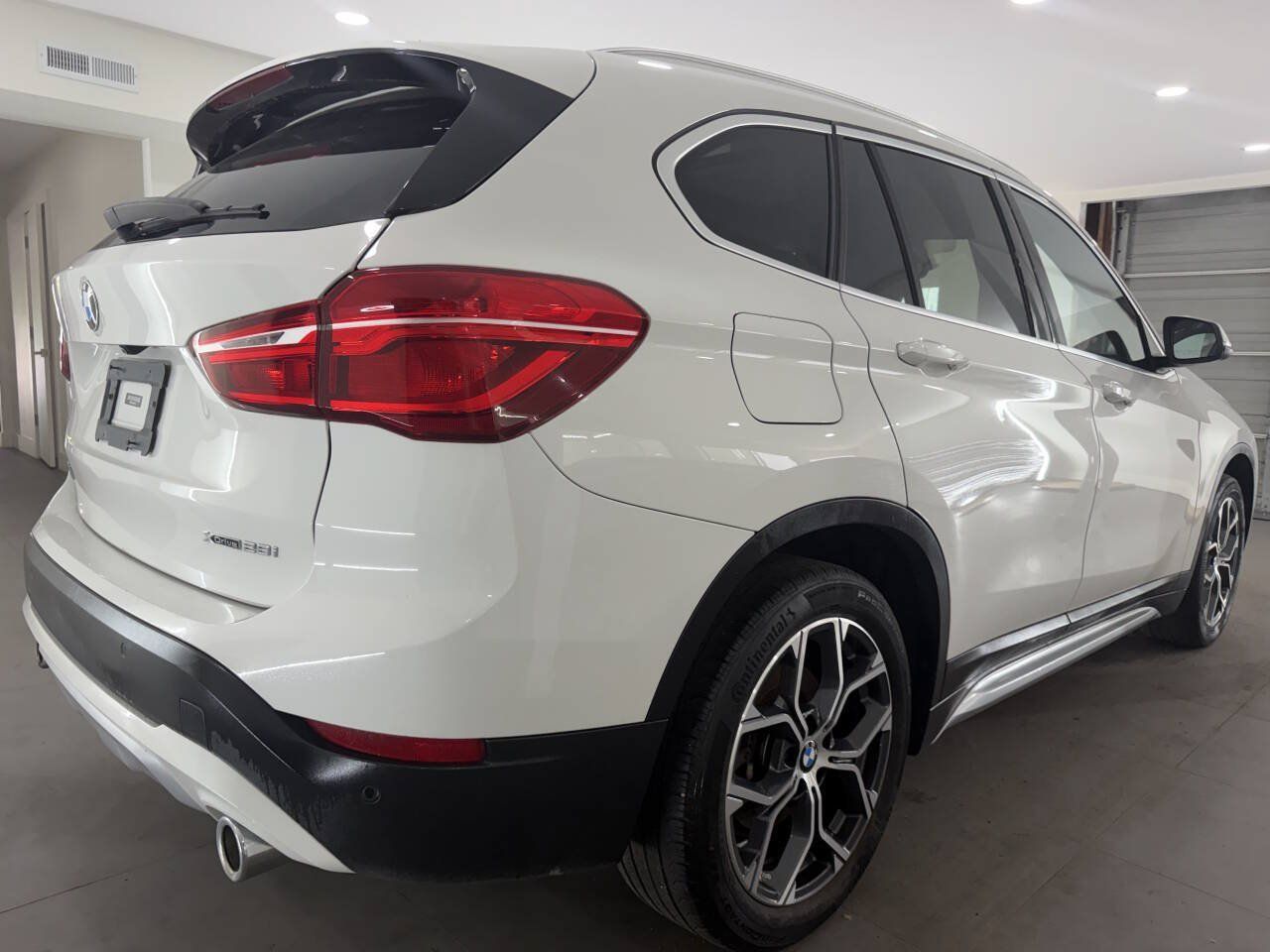Used 2020 BMW X1 xDrive28i w/ Convenience Package AWD/4WD image 6