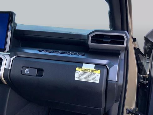 Used 2026 Toyota Tacoma TRD Sport RWD image 18
