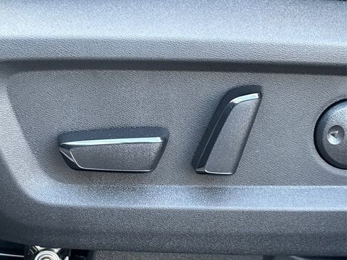 New 2026 Nissan Rogue SV image 25