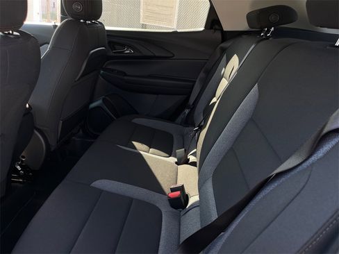 Used 2026 Chevrolet TrailBlazer LT w/ Driver Confidence Package image 21