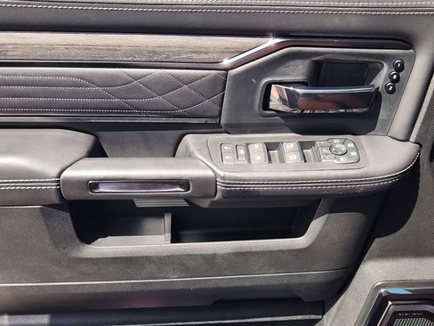 New 2026 RAM 3500 Limited AWD/4WD image 21