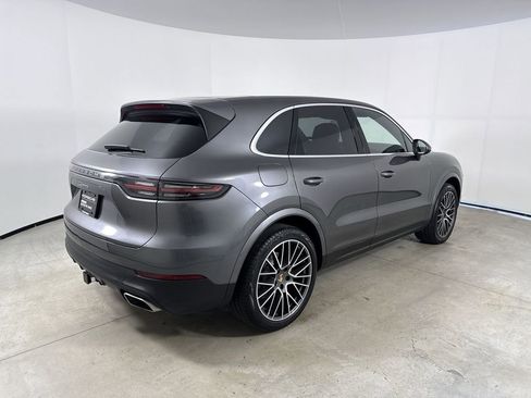 Certified 2023 Porsche Cayenne Platinum Edition AWD/4WD image 7