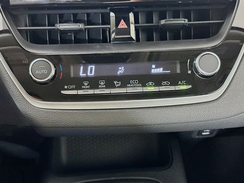 Used 2024 Toyota Corolla LE FWD image 22