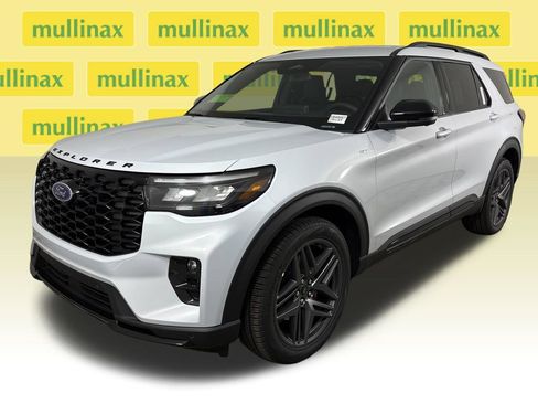 New 2026 Ford Explorer ST-Line w/ ST-Line Street Pack RWD image 14