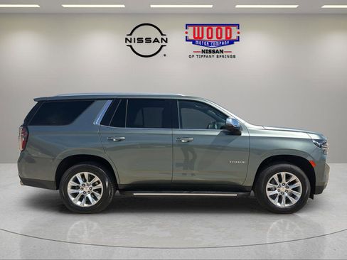 Used 2024 Chevrolet Tahoe Premier AWD/4WD image 2