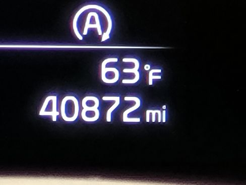 Used 2023 Kia Telluride EX image 29