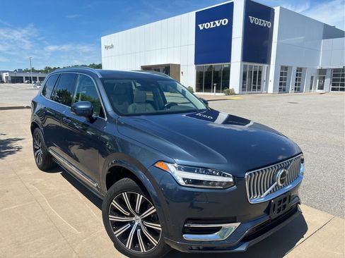 Used 2023 Volvo XC90 B6 Plus w/ Protection Package Premier AWD/4WD image 2