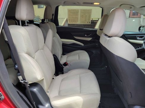 Used 2019 Subaru Ascent Premium AWD/4WD image 12
