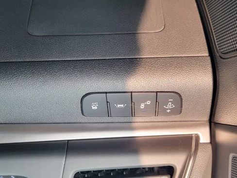 Used 2020 Hyundai Elantra Value Edition FWD image 27