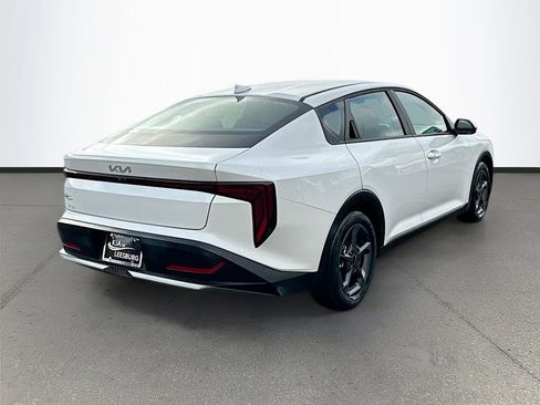 New 2025 Kia K4 LXS image 7