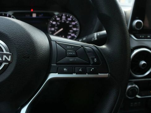 Used 2024 Nissan Sentra SV image 23